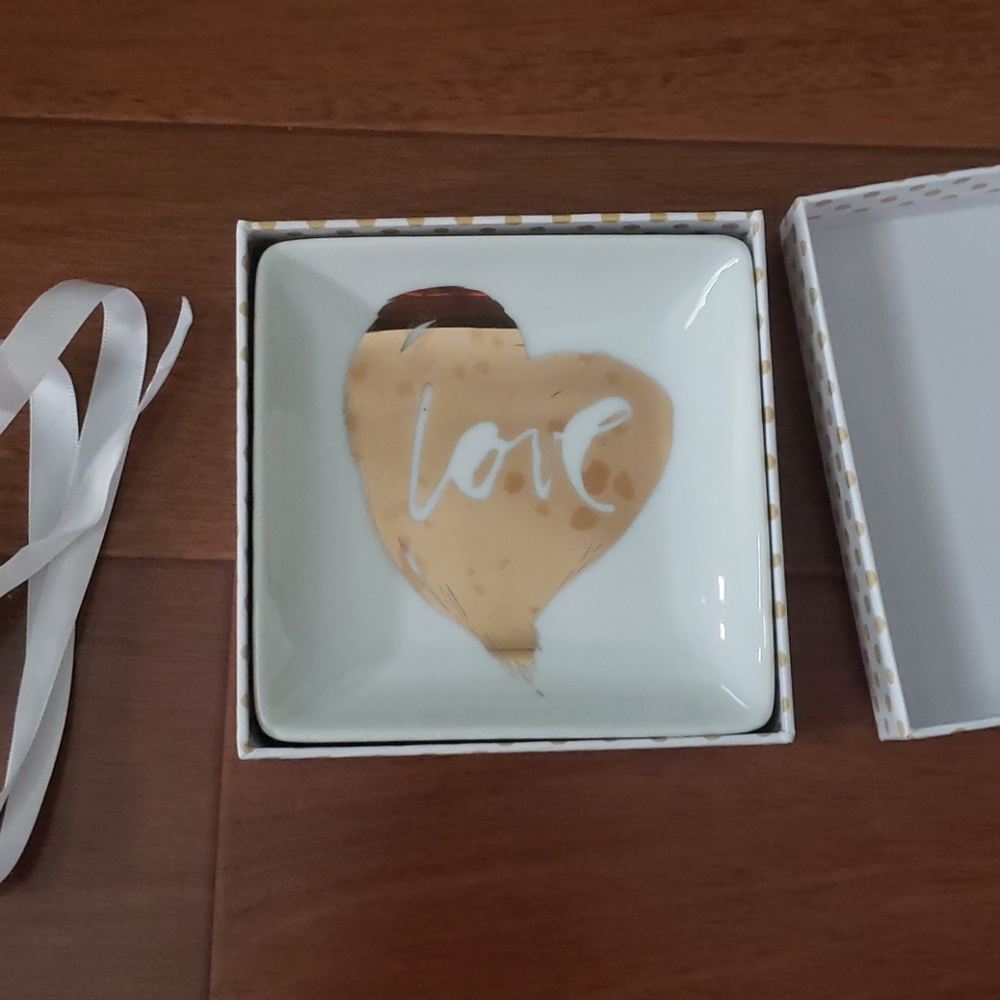 Fringe tray with gift box (0726)